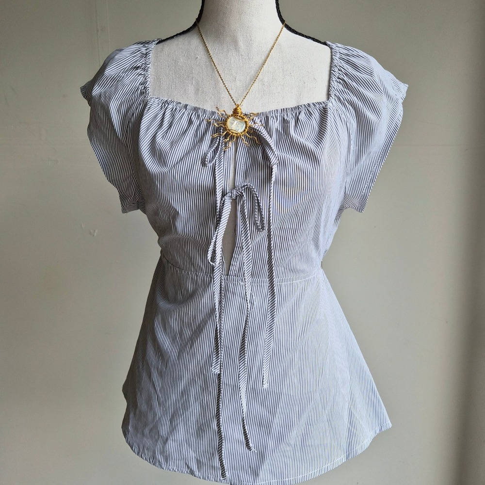 Modern Soul Striped Tie Front Blouse Womens Medium Coquette Cottagecore Coastal